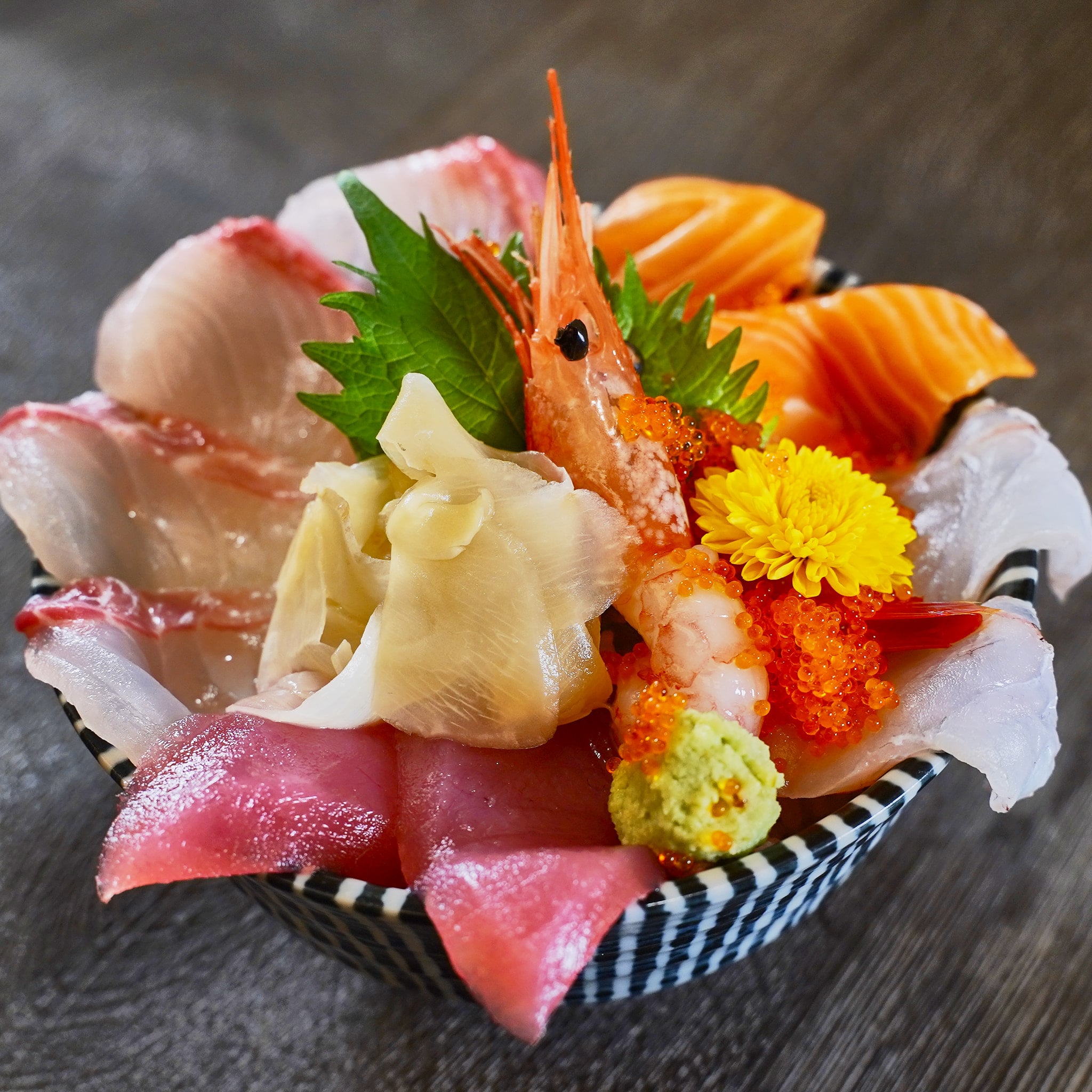 鮮魚を使った海鮮料理